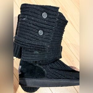 UGG Cardy black sweater boots in great shape